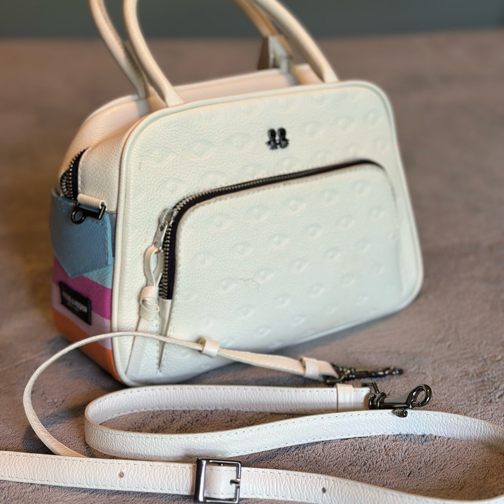 Min & Mon Cream Textured Crossbody Satchel with Colorblock Side